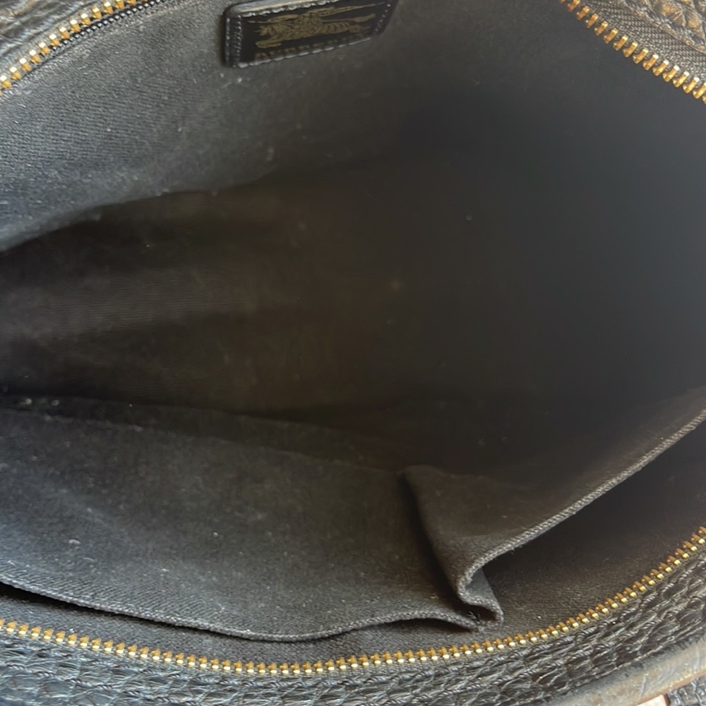 Burberry leather should bag - Picture 8 of 12